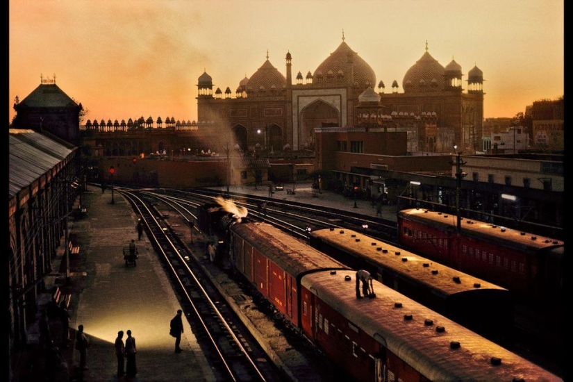 30 years, 20 passports — the story of Steve McCurry