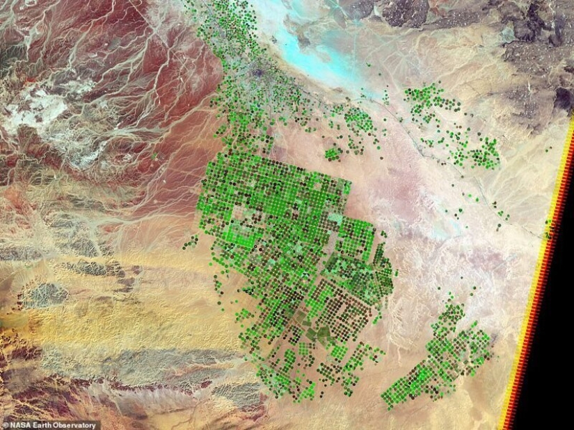 32 stunning photos of Earth from space