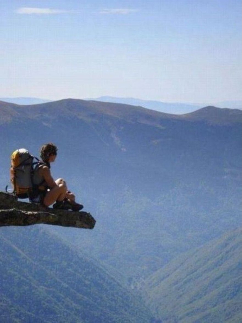 33 creepy pictures from the roof of the world