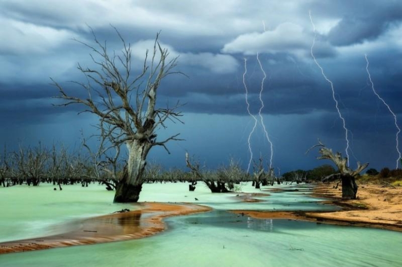 35 beautiful photos showing the power and beauty of the elements