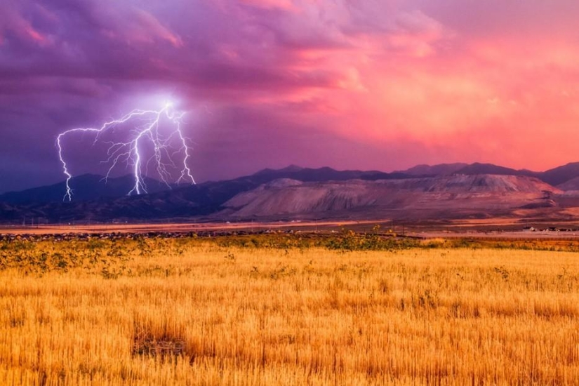 35 beautiful photos showing the power and beauty of the elements