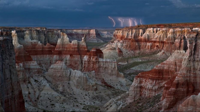 35 beautiful photos showing the power and beauty of the elements