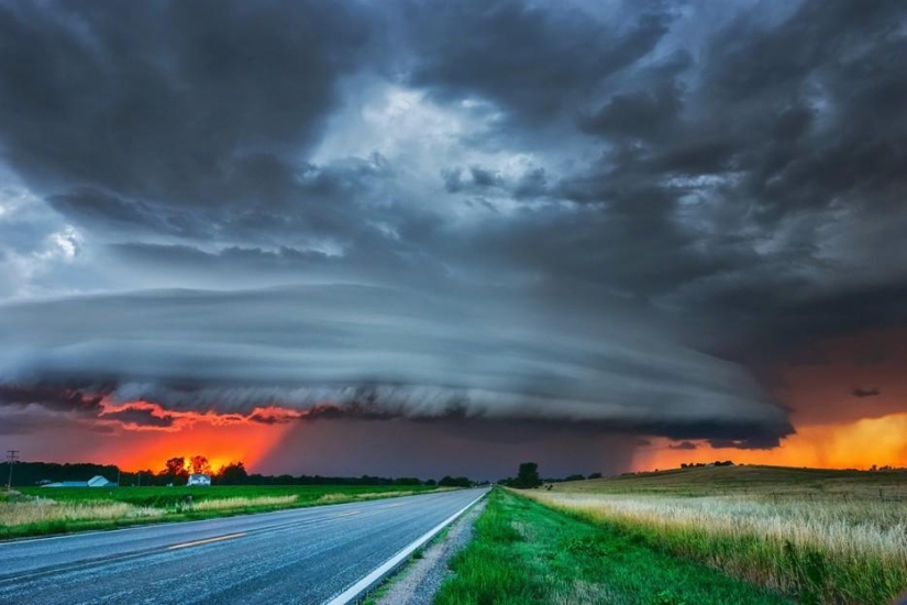 35 beautiful photos showing the power and beauty of the elements