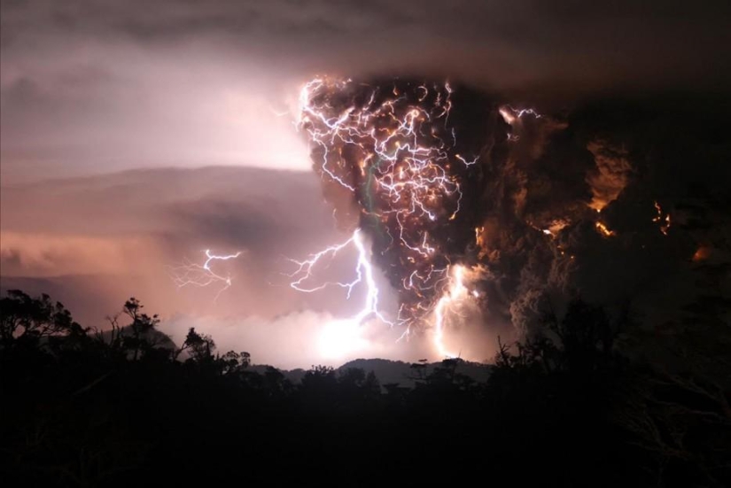 35 beautiful photos showing the power and beauty of the elements