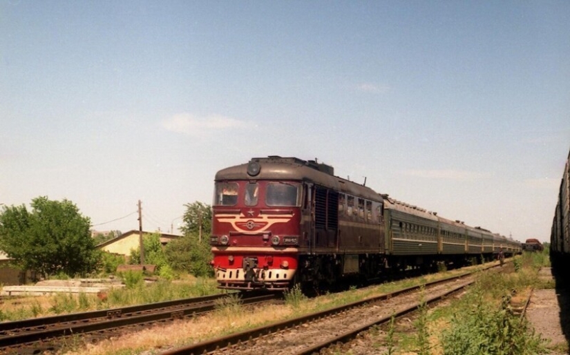 35 expressive photos about Russia in the wild 90s