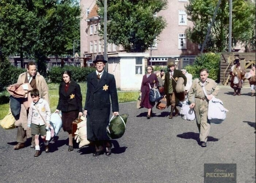 35 fotos en color del pasado y la historia detrás de ellas