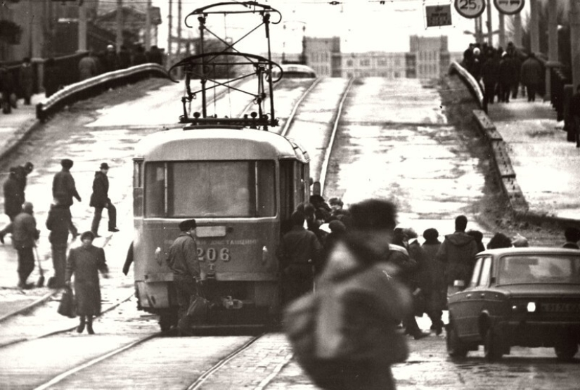 35 fotos expresivas sobre Rusia en los años 90 salvajes