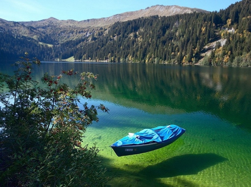 35 lugares únicos del planeta que sorprenderán con agua cristalina