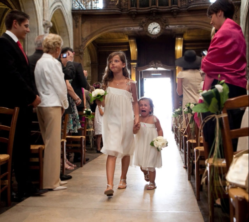 35 proofs that children are the most unhappy wedding guests