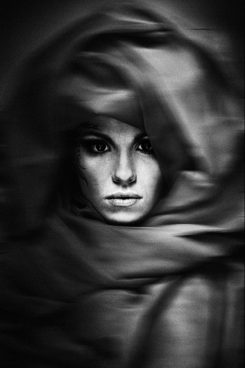 35 stunning black and white portraits