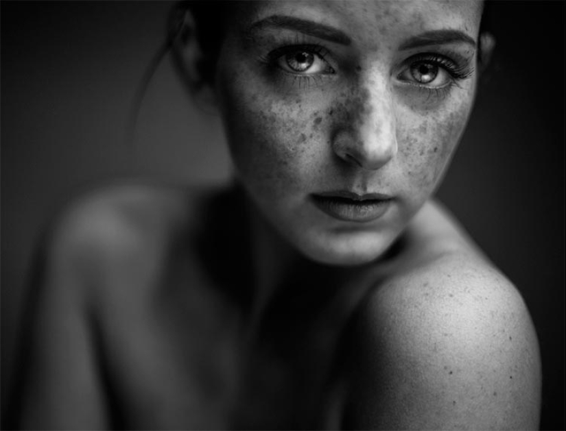 35 stunning black and white portraits