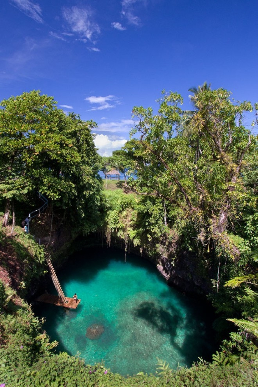 35 unique places of the planet that will surprise with crystal clear water