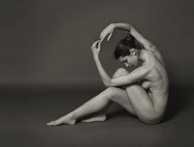 36 beautiful nude shots