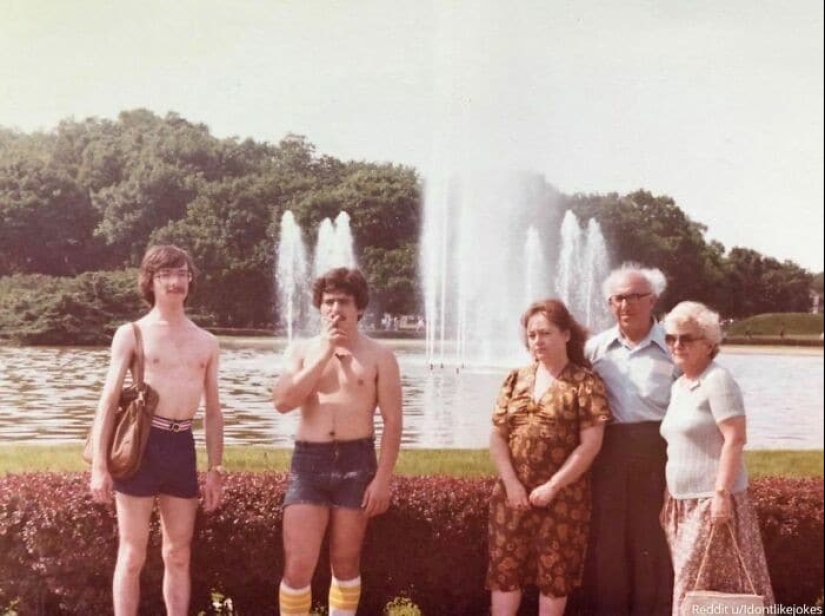 40 funny and ridiculous photos from family albums