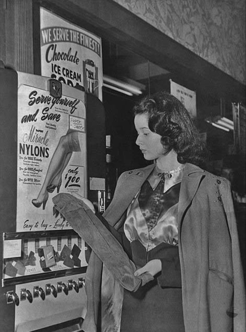 40 photos of vintage vending machines that you didn't even know about