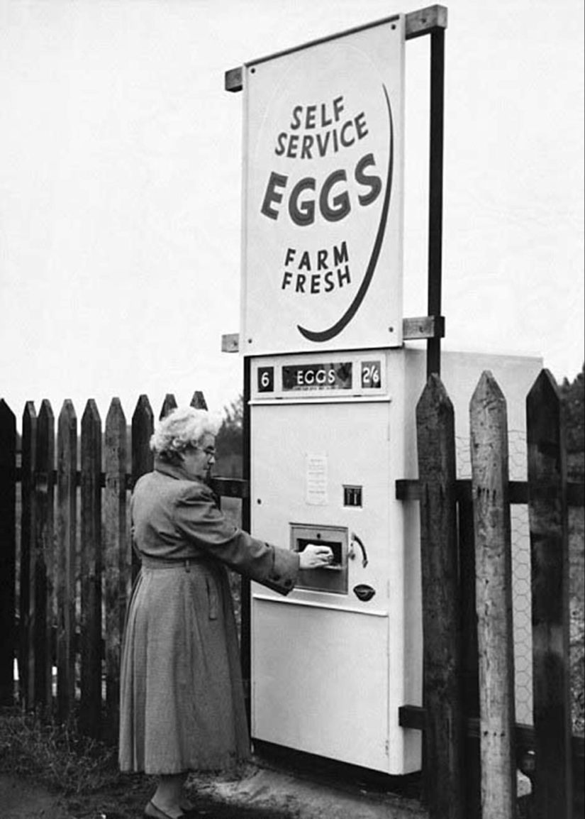 40 photos of vintage vending machines that you didn't even know about