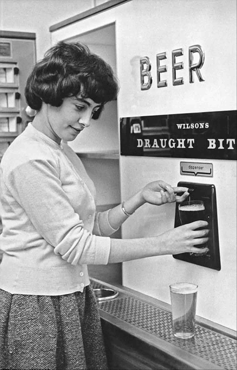 40 photos of vintage vending machines that you didn't even know about