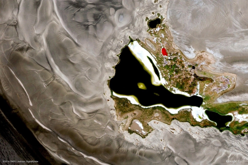 44 amazing abstract images from Google Earth