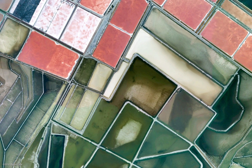 44 amazing abstract images from Google Earth