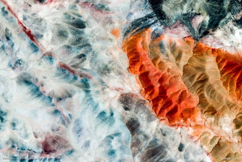 44 amazing abstract images from Google Earth