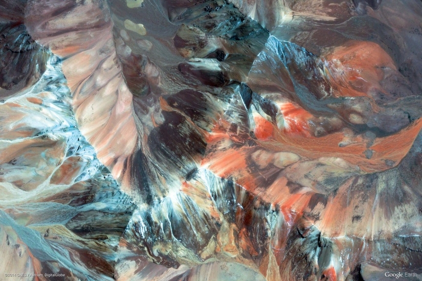 44 amazing abstract images from Google Earth