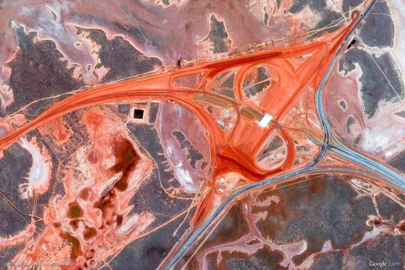 44 increíbles imágenes abstractas de Google Earth