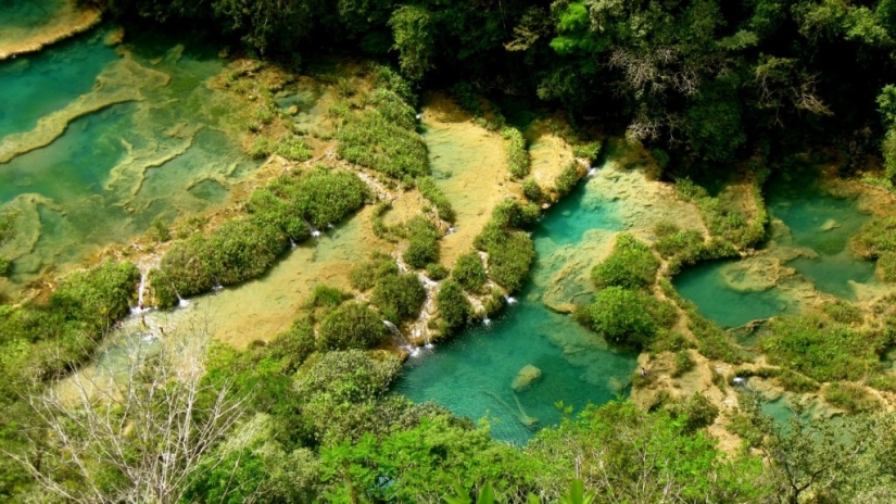 5 cascadas más hermosas del clima y la época del año.