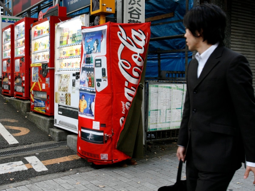 5 razones por las que hay tantas máquinas expendedoras en Japón