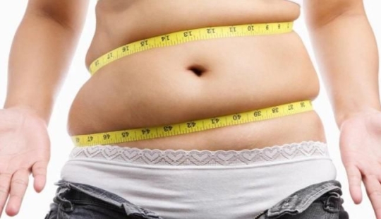 5 reasons for a large belly, not related to regular overeating