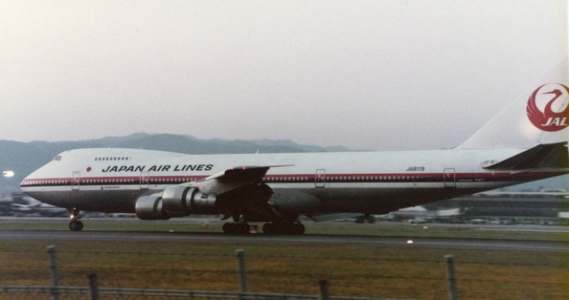 520 cadáveres, el pánico y el harakiri: la historia de una de las más horrible accidente de avión del siglo XX