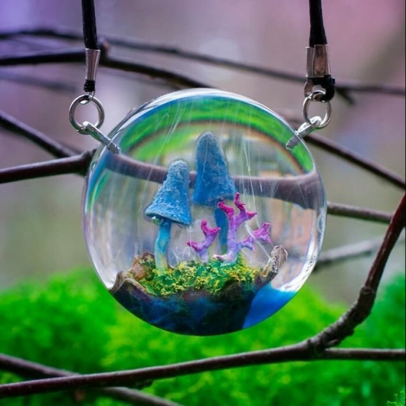69 copyright of ornaments and decor with miniature worlds inside