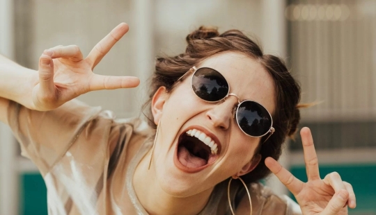 7 Formas Científicamente Probadas de Aumentar la Felicidad