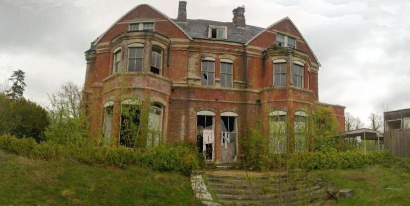 7 impresionantes castillos abandonados que soñamos con visitar