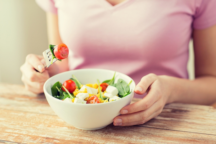 7 maneras de comenzar a comer alimentos saludables, sin sufrir interrupción