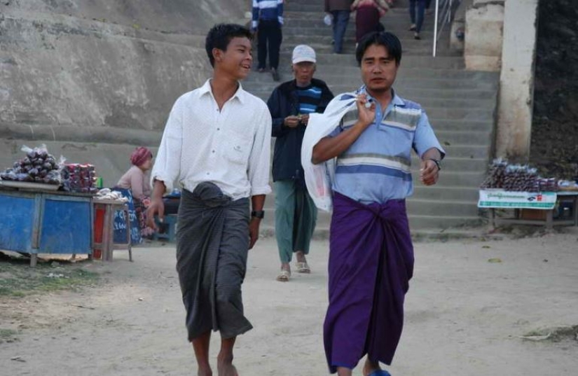 8 countries where a skirt is a sign of masculinity