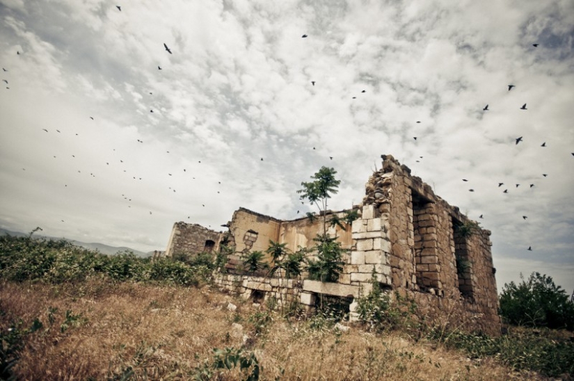 8 of the Most Creepy Ghost Towns on the planet