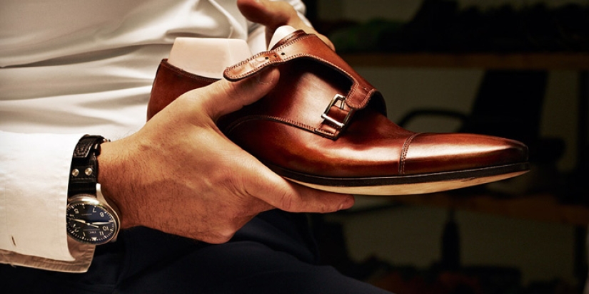 8 ways to distinguish genuine leather from the manmade