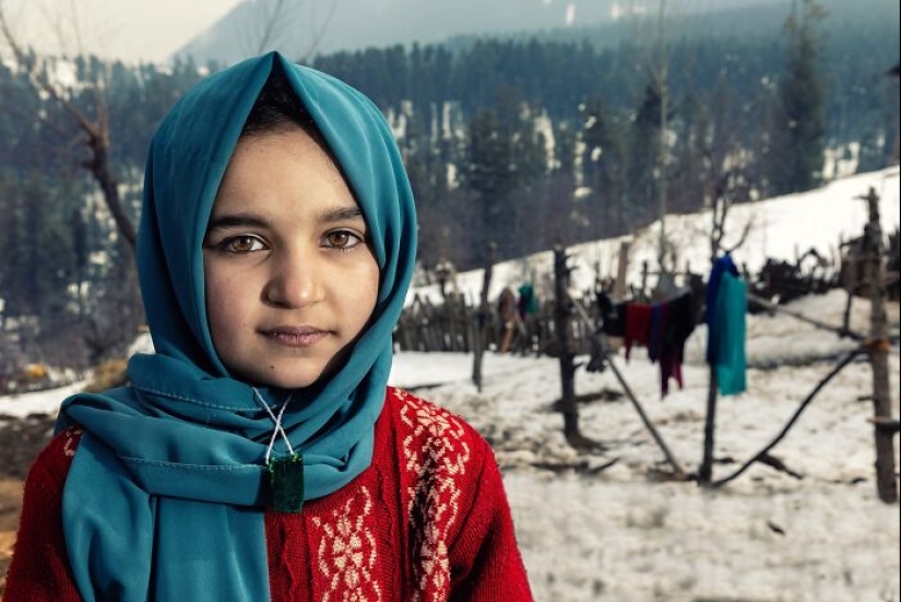 A Glimpse Into Different Cultures: 12 Captivating Photographs By Hamed AlGhanboosi