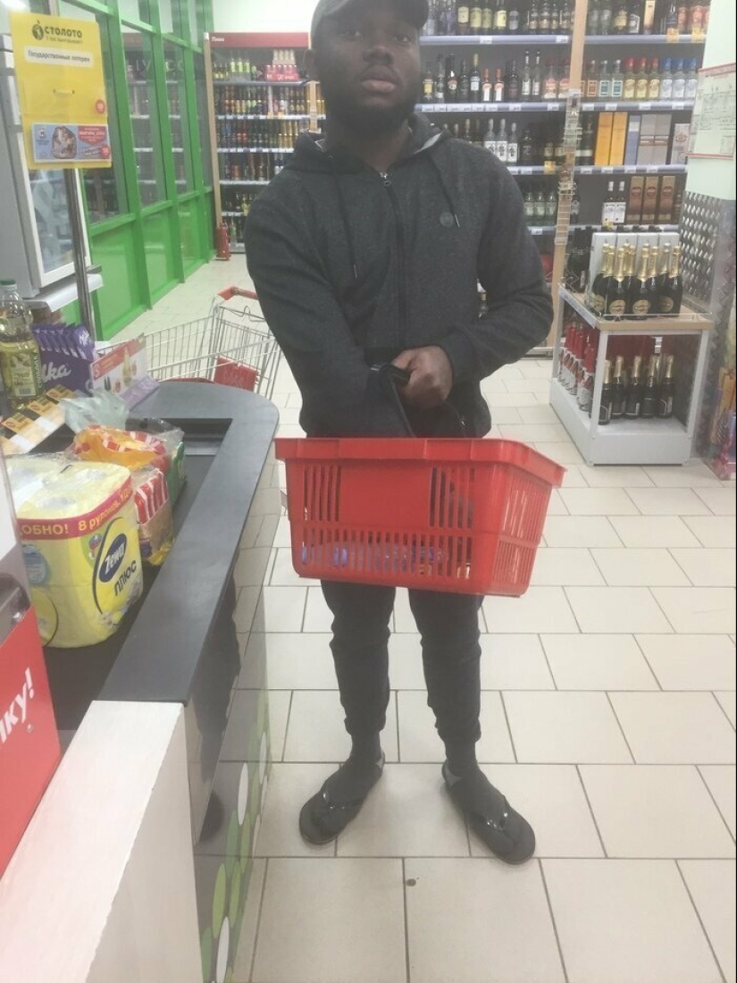 A moment of black humor, or the Simple everyday life of Africans in Russia