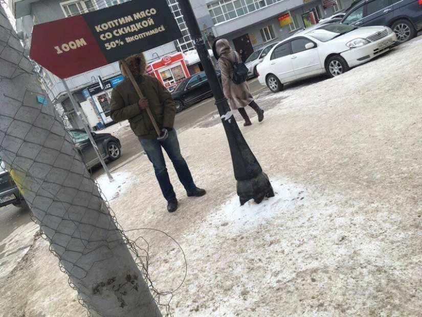 A moment of black humor, or the Simple everyday life of Africans in Russia