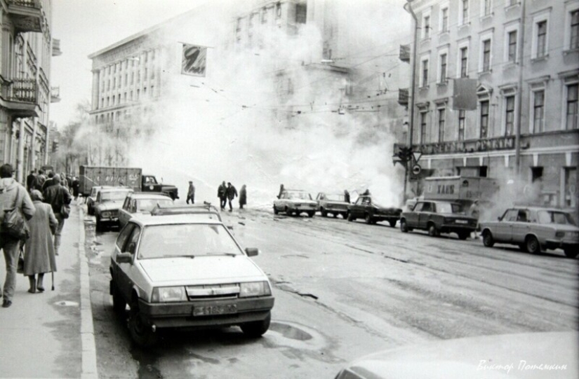 A pie, en San Petersburgo, 1993