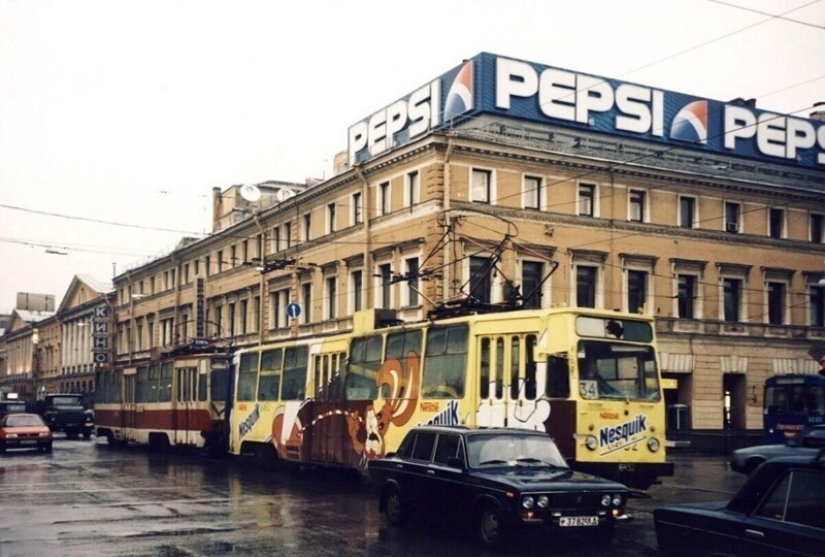 A pie, en San Petersburgo, 1993