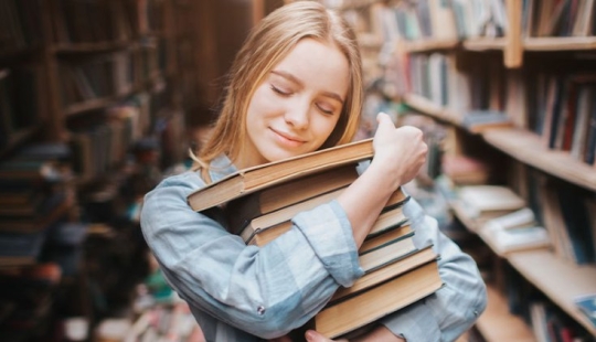 A qué huelen los libros y por qué nos gusta este olor