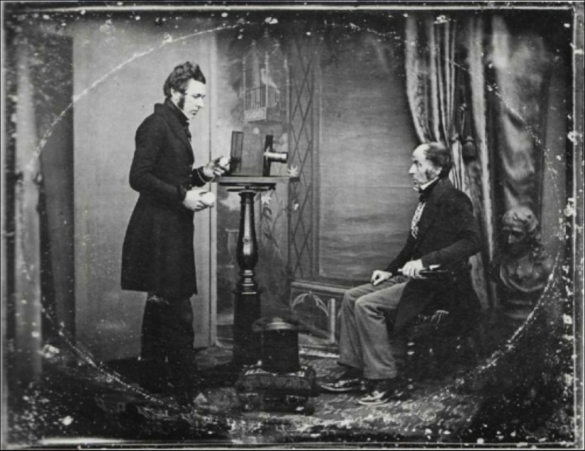 A window to the past: the first 30 photographs taken in 1839, John Herschel