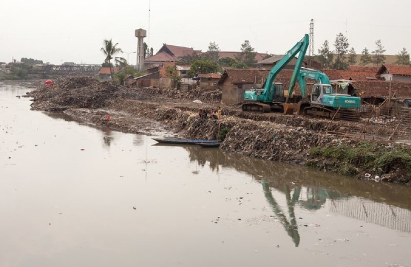 Agua muerta: cómo se ve Chitarum: el río más sucio del planeta