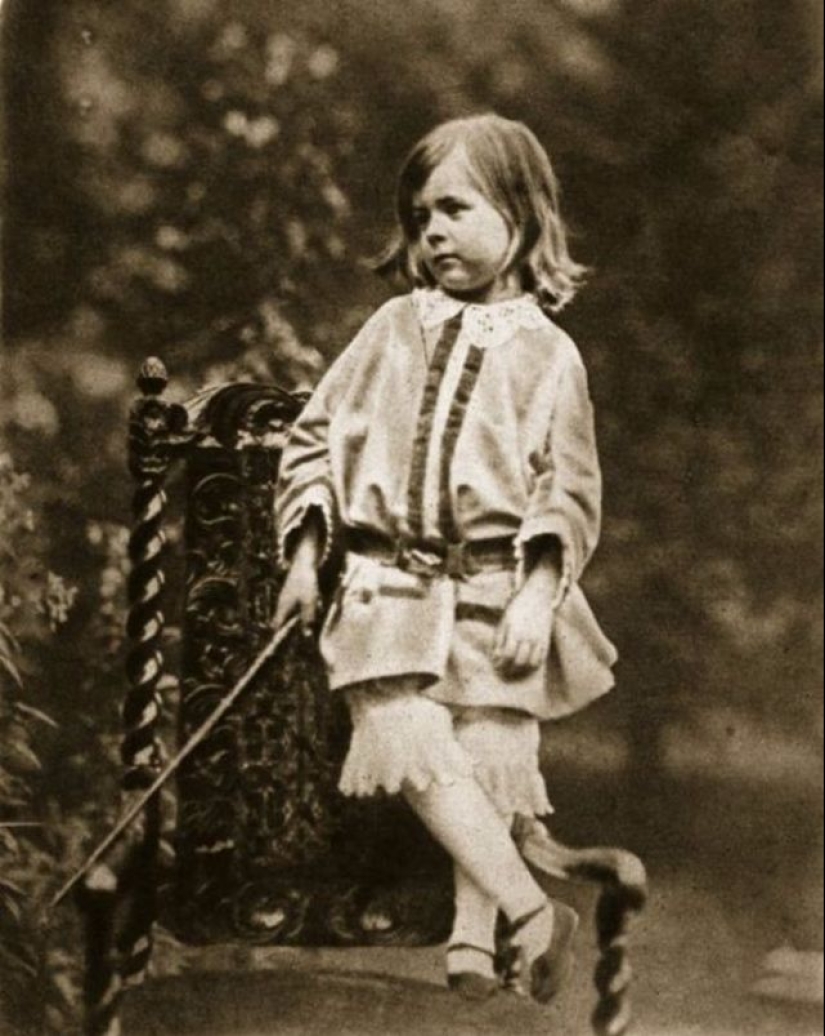 Alicia joven: retratos de niños de Lewis Carroll