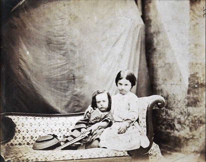 Alicia joven: retratos de niños de Lewis Carroll