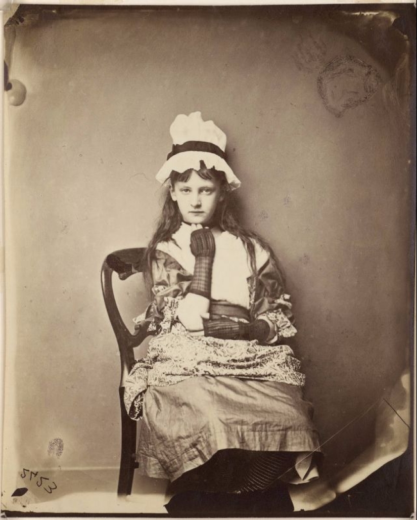 Alicia joven: retratos de niños de Lewis Carroll