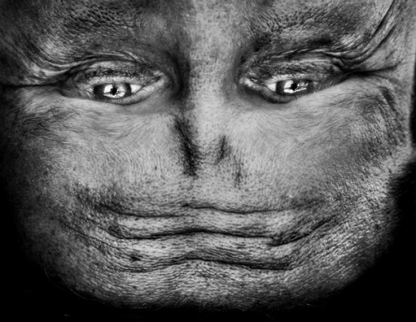 Aliens Among Us: An Inverted face that resembles an alien