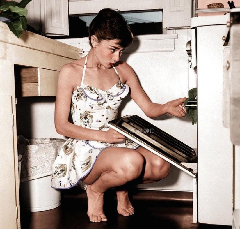 All the best photos of Audrey Hepburn